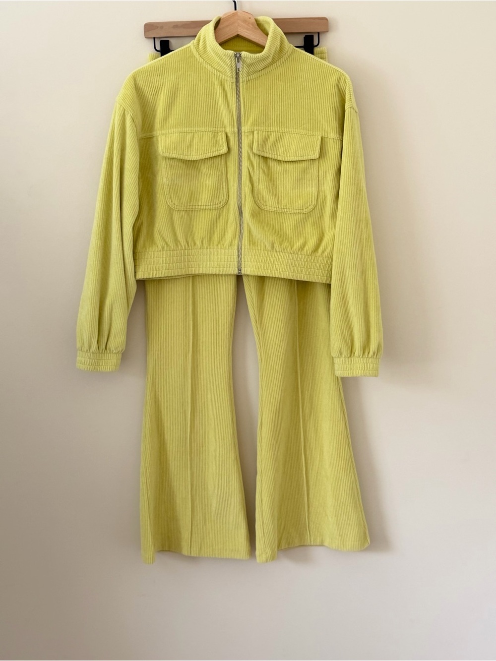Aerie Groove-On Velour High Waisted Flare Pant and Cropped Zip Front Jacket Set - Picture 2 of 16